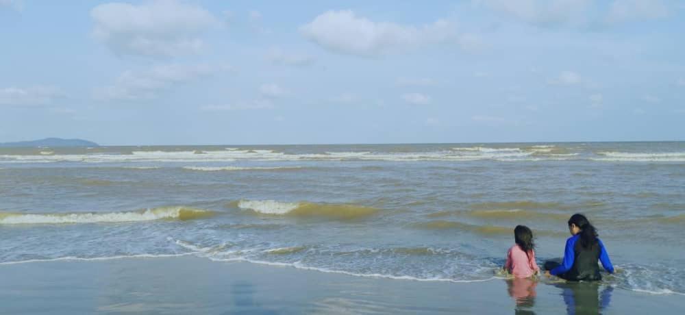 Timurbay Seafront Holiday Pool & Seaview Kuantan Zewnętrze zdjęcie